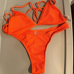 🧡 bikini set